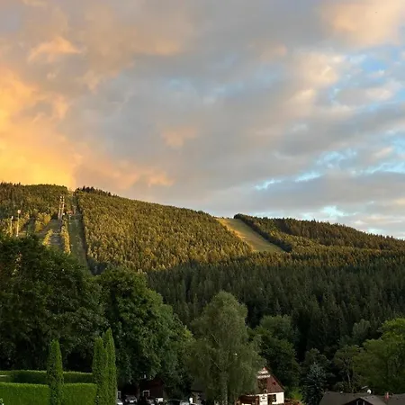 Ruze V Srdci Harrachova Maison d'hôtes Harrachov